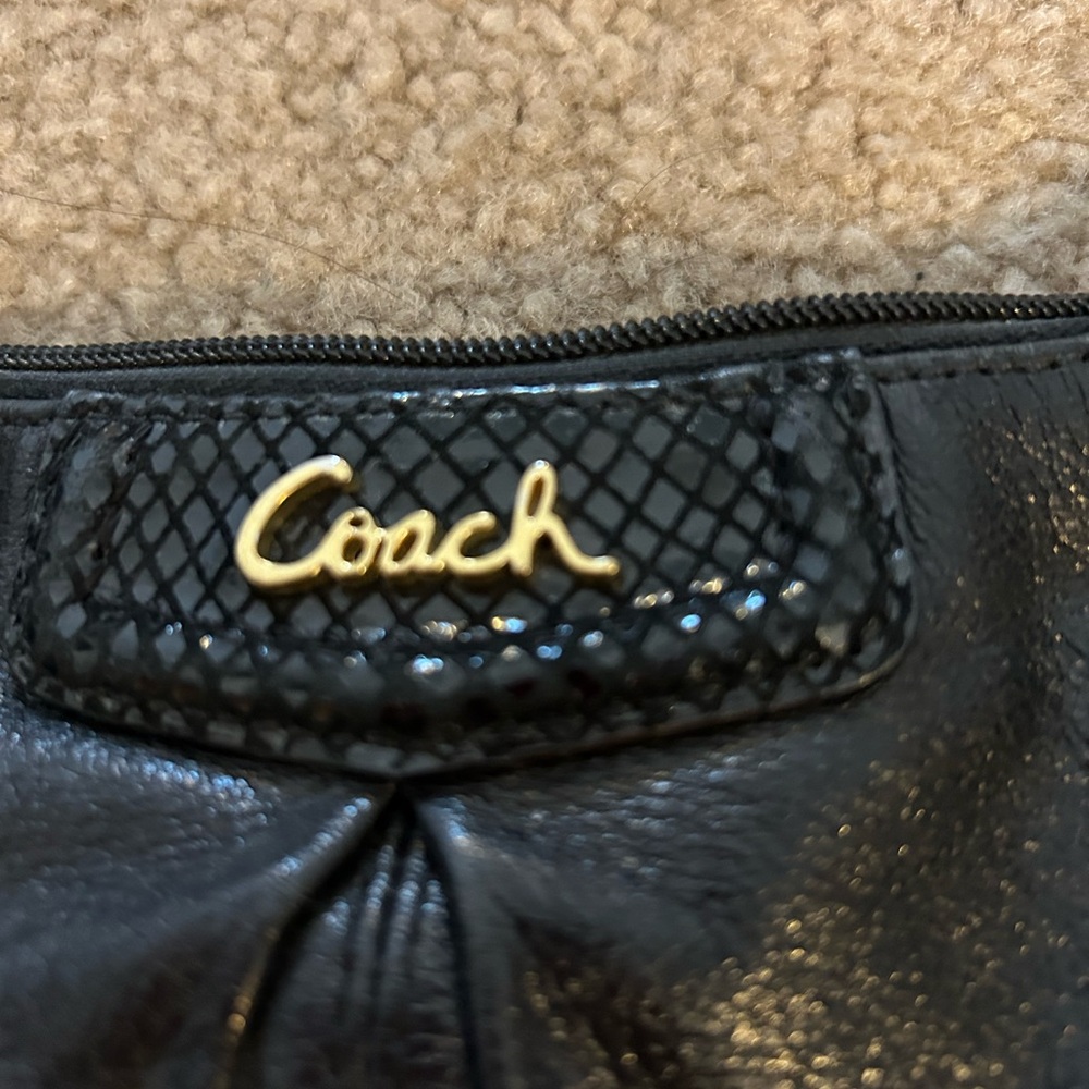 Coach Crossbody - Picture 3 of 4